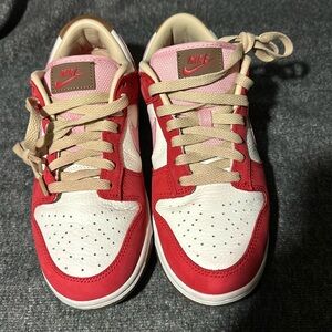 Nike Women's Red and White Sneakers